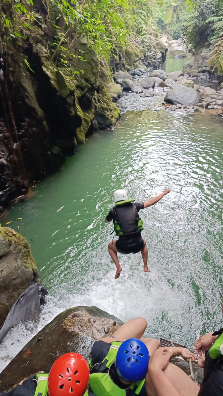 Curug Naga, Curug Priuk, Curug Barong