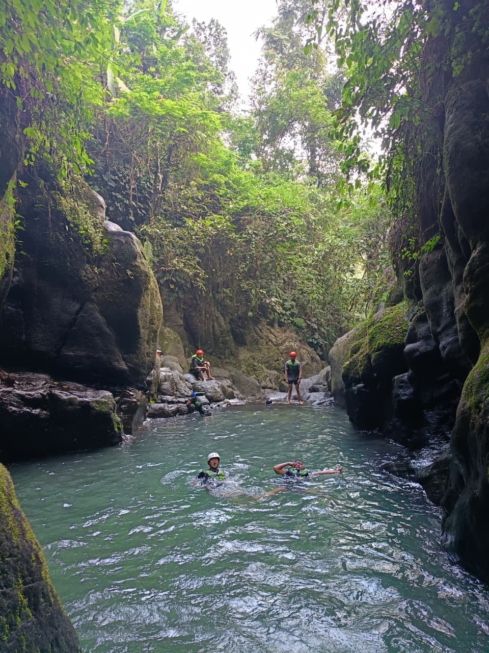 Curug Naga, Curug Priuk, Curug Barong