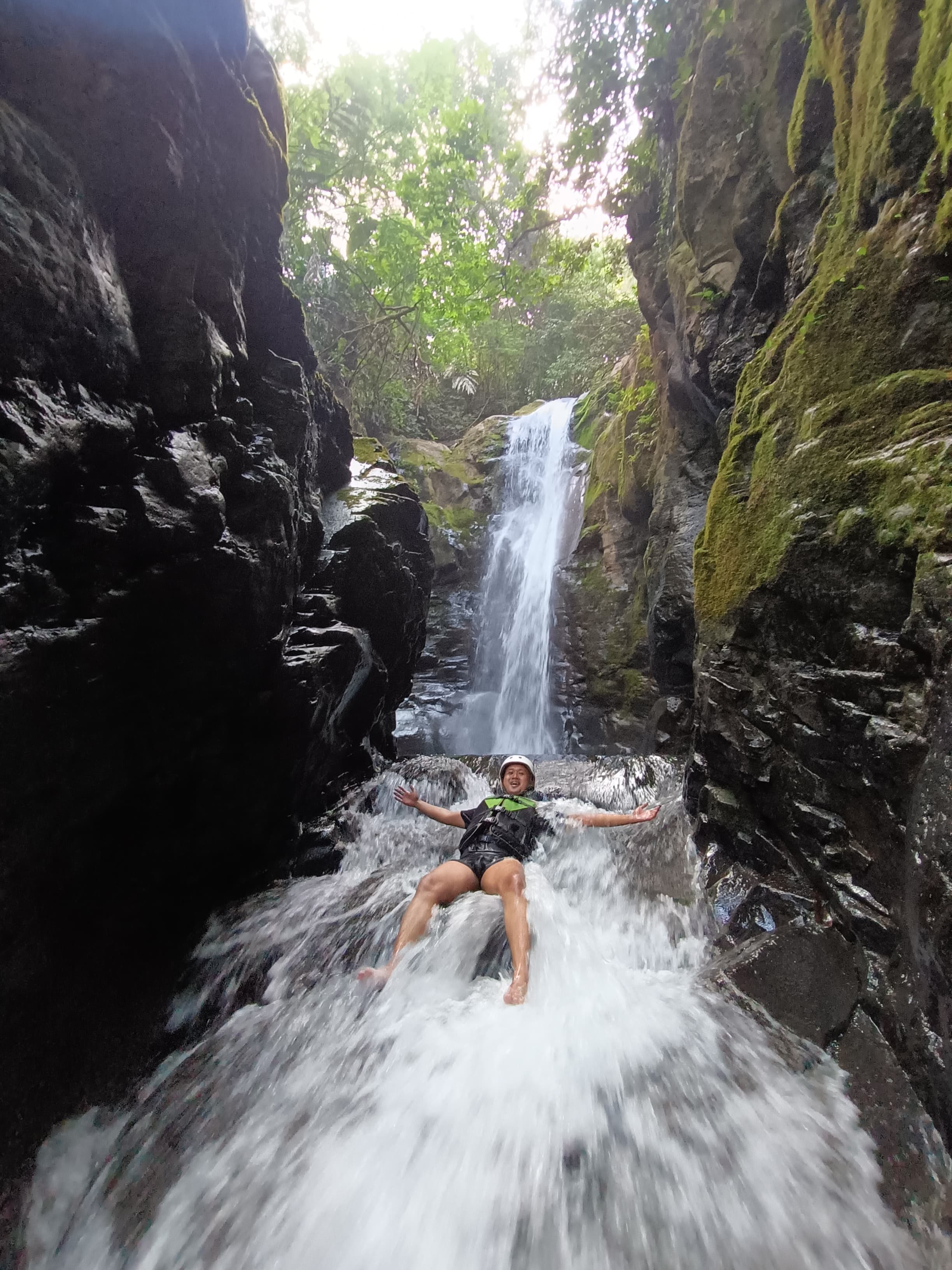 Curug Naga, Curug Priuk, Curug Barong
