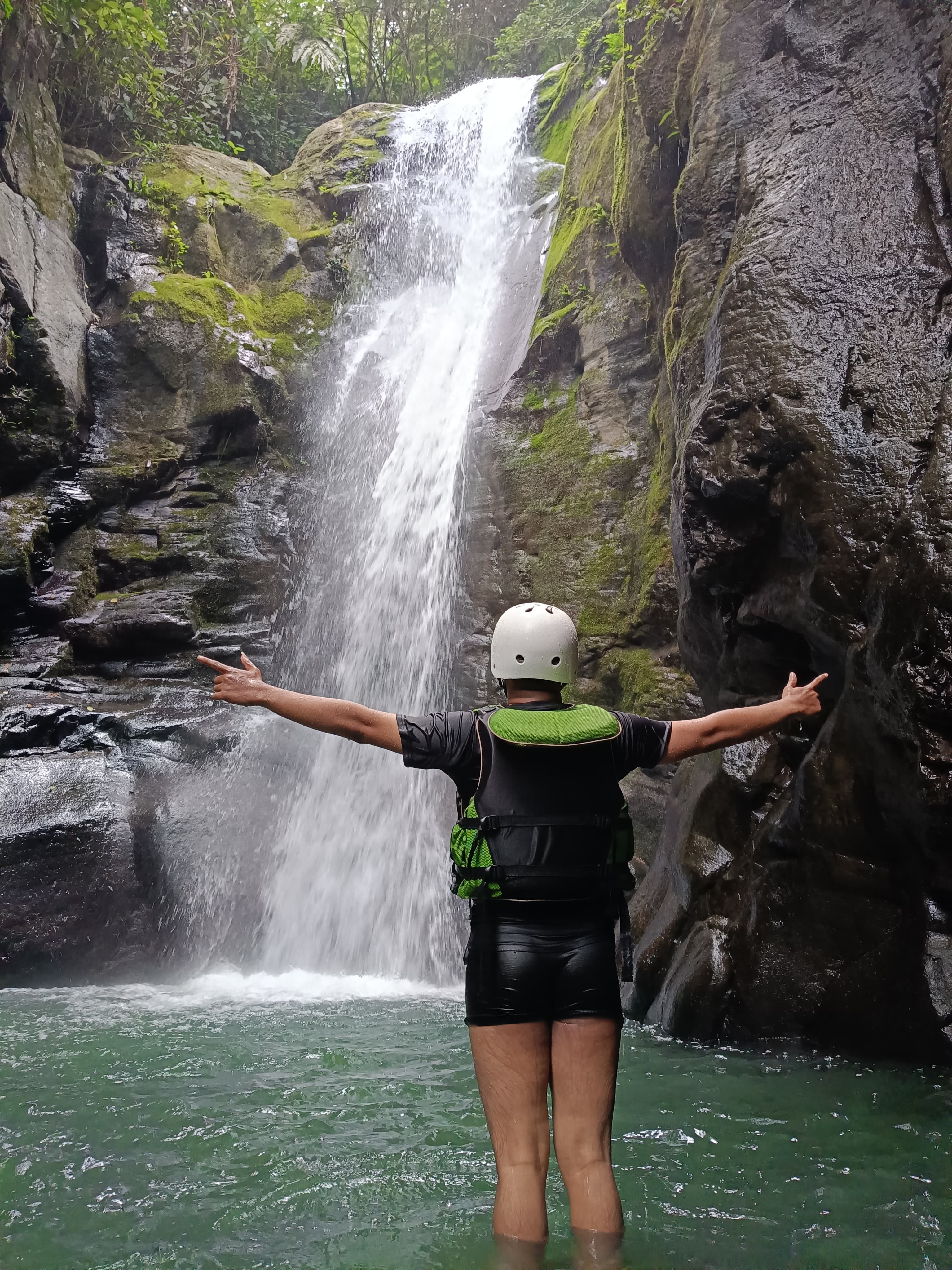 Curug Naga, Curug Priuk, Curug Barong
